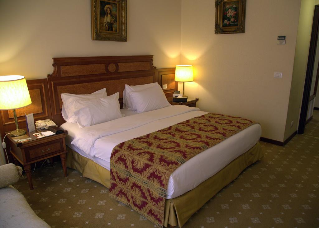 Serenada Golden Palace - Boutique Hotel Beirut Luaran gambar