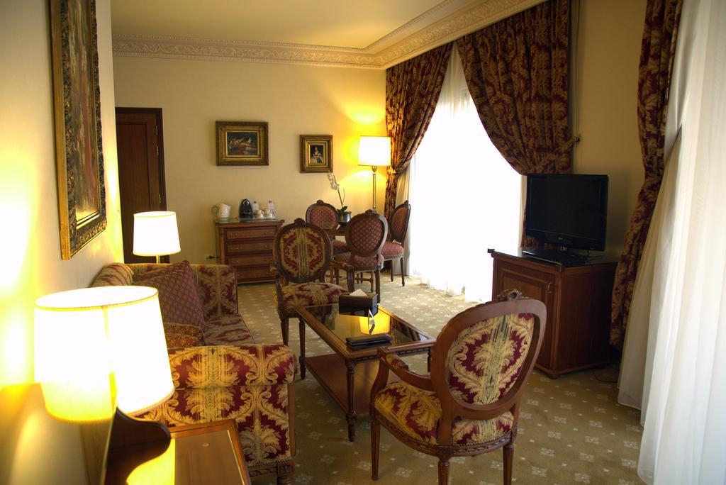 Serenada Golden Palace - Boutique Hotel Beirut Luaran gambar