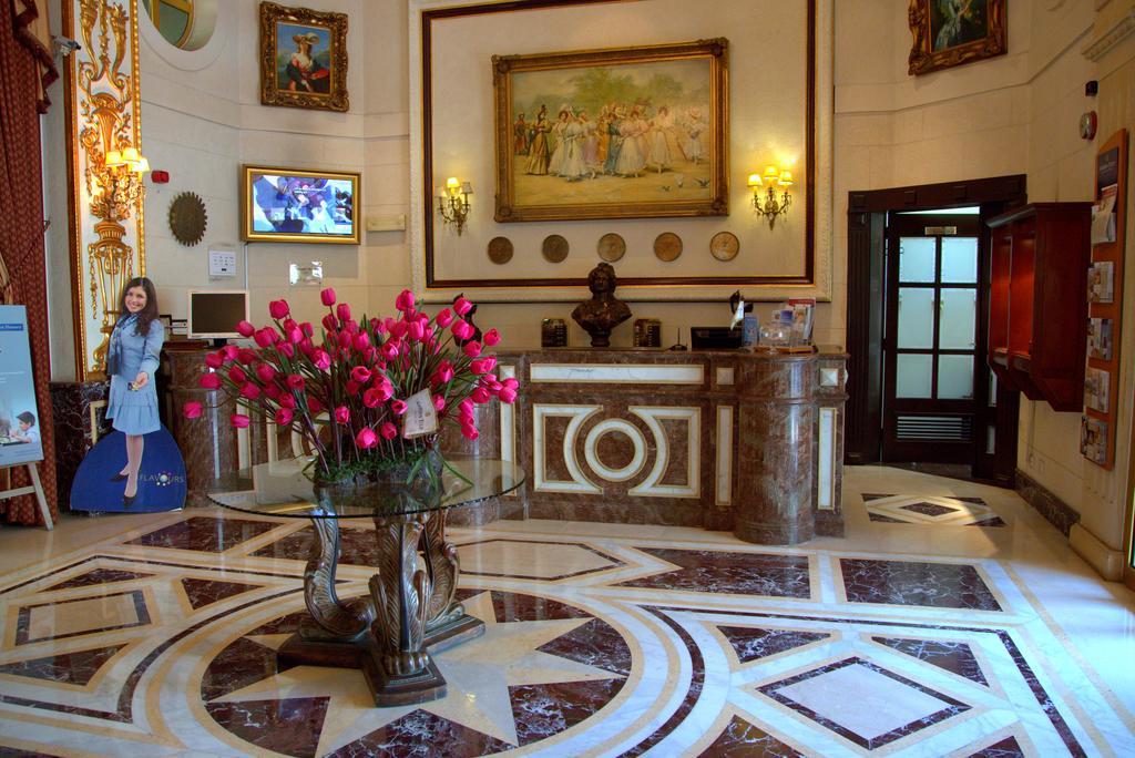 Serenada Golden Palace - Boutique Hotel Beirut Luaran gambar