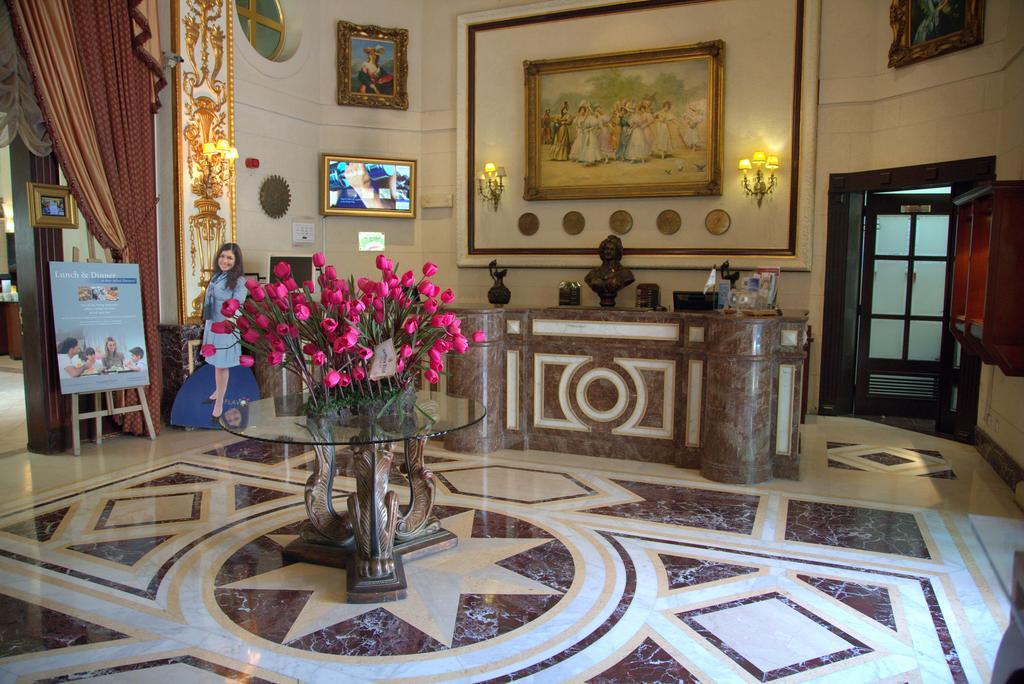 Serenada Golden Palace - Boutique Hotel Beirut Luaran gambar